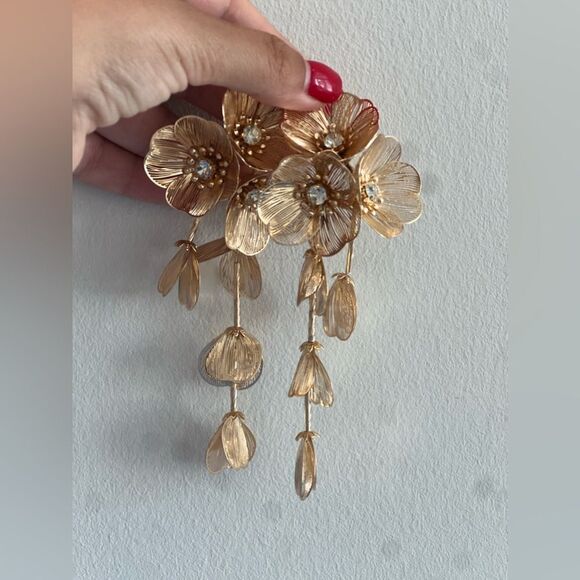 Kate Middleton Zara Elegant Rose Gold Floral Drop Earrings With Crystal … - Picture 5 of 6